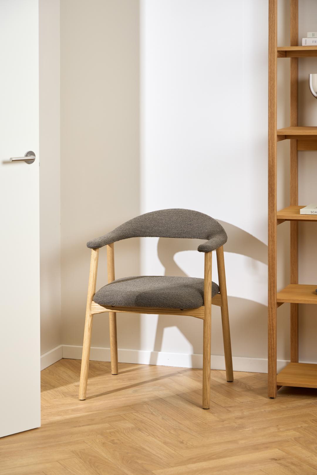 Addi dining chair with armrest (set of 2)