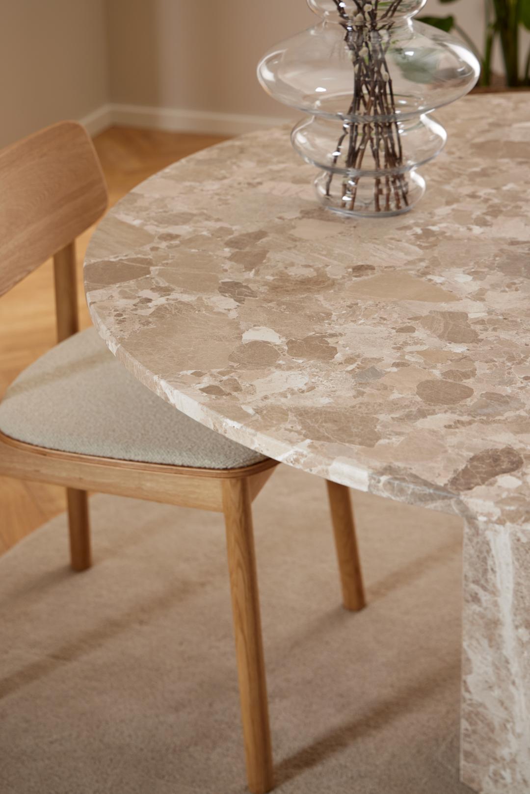 Naxos dining table