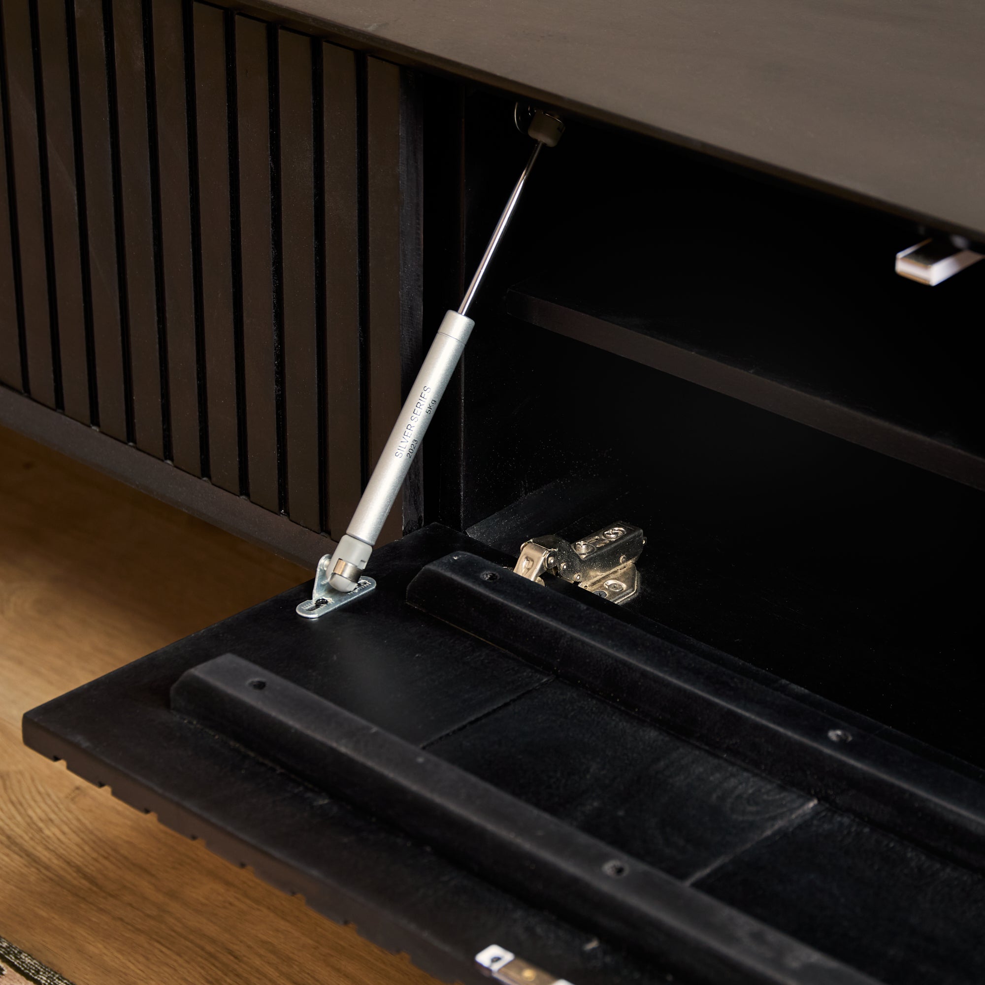 Zwevend tv meubel Madison Black | 200 cm