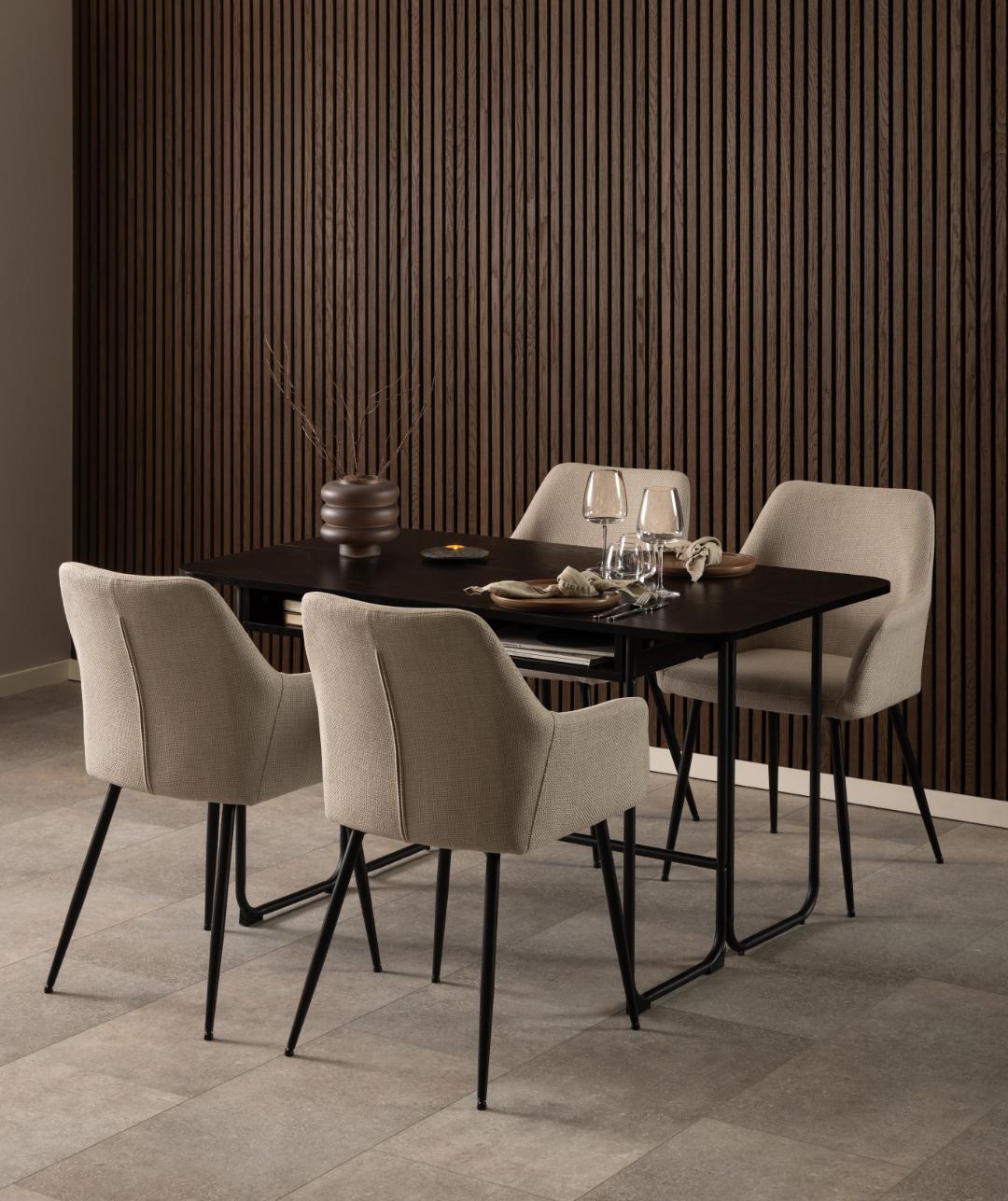 Lizzy dining chair with armrest
