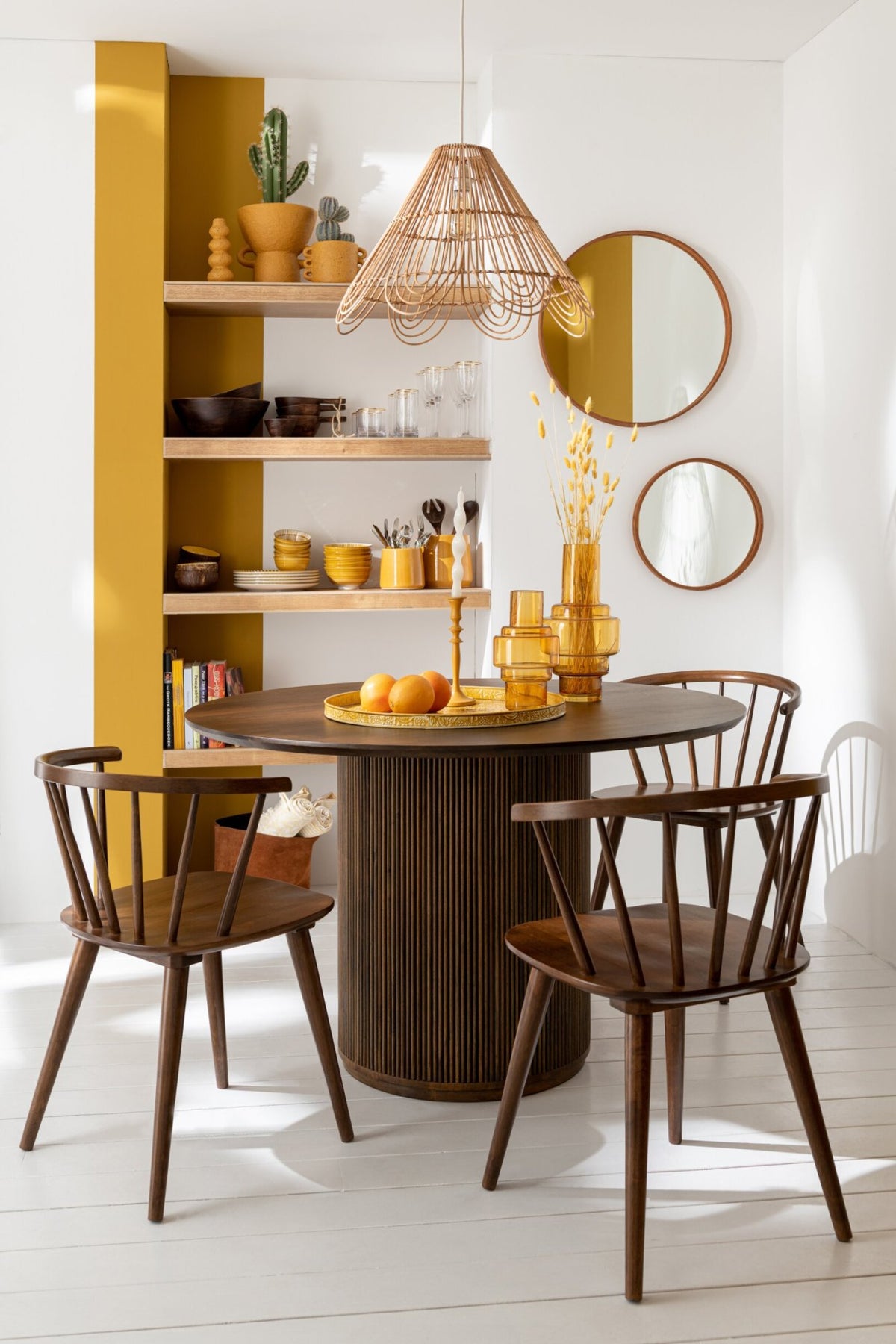 Vincent Ronde Eettafel Mangohout – Bruin